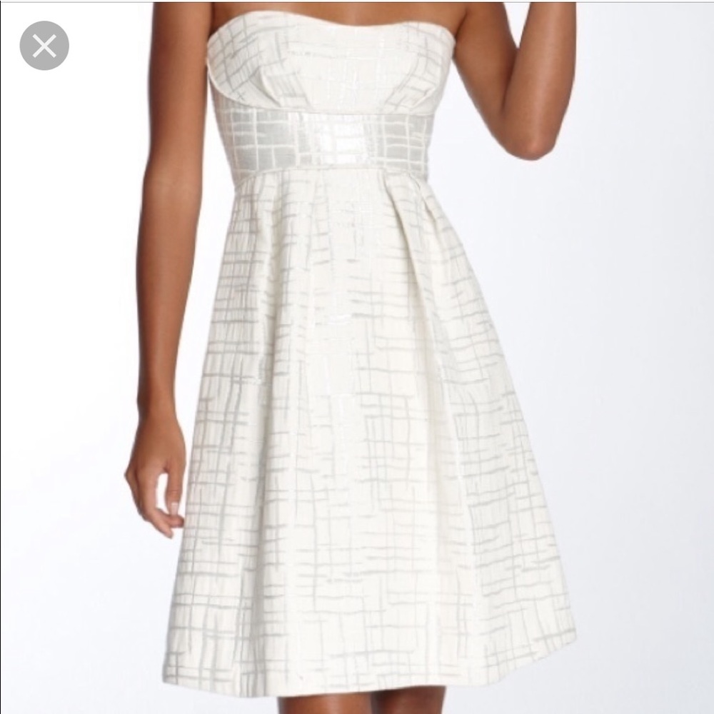 BCBG white and silver strapless dress sz 02